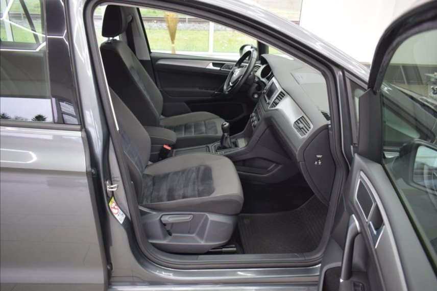 Volkswagen Golf Sportsvan galerie