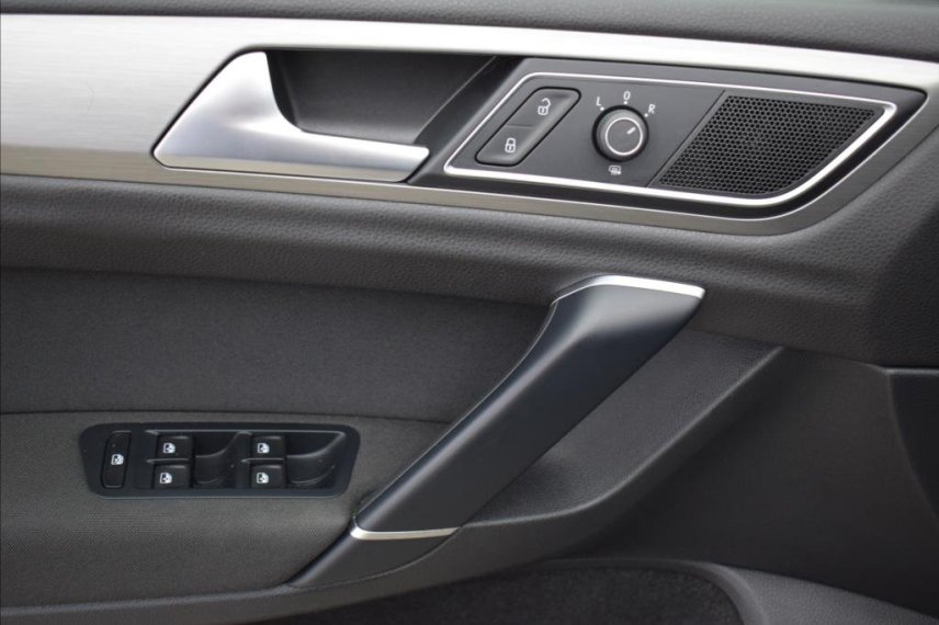 Volkswagen Golf Sportsvan galerie