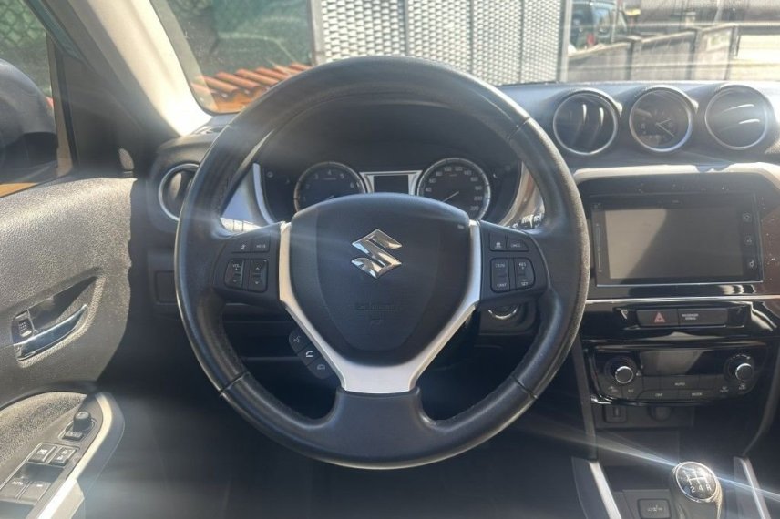 Suzuki Vitara galerie