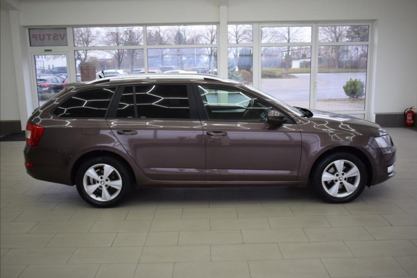 Škoda Octavia galerie