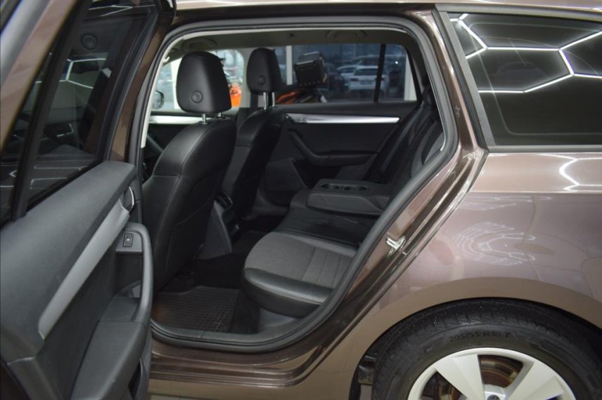 Škoda Octavia galerie