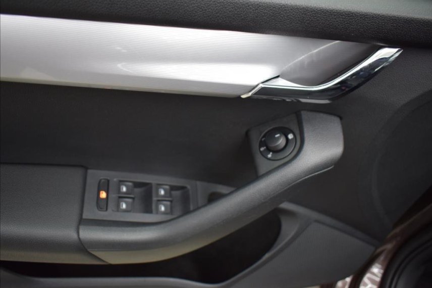 Škoda Octavia galerie