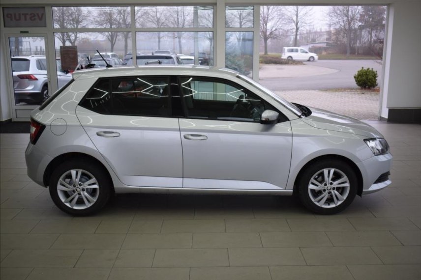Škoda Fabia galerie