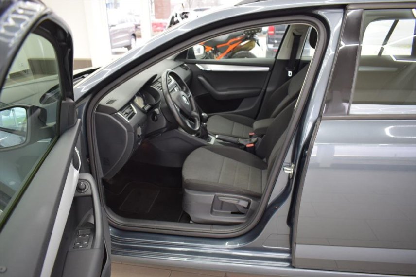 Škoda Octavia galerie