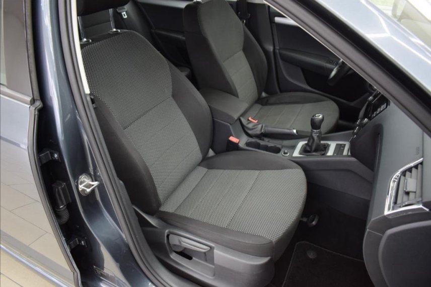 Škoda Octavia galerie