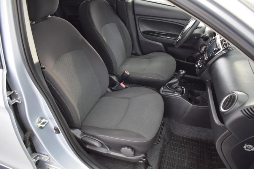 Mitsubishi Space Star galerie