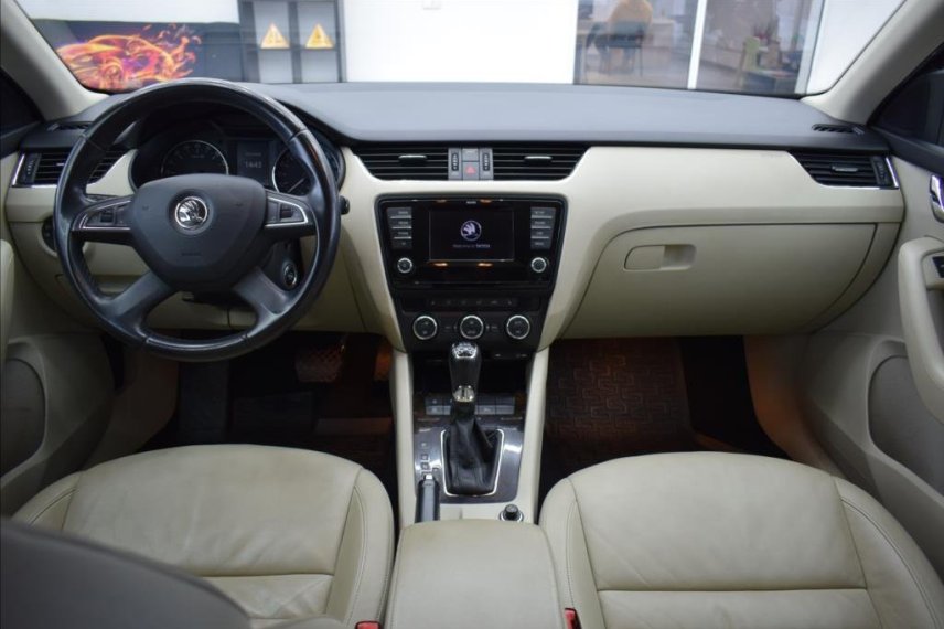 Škoda Octavia galerie