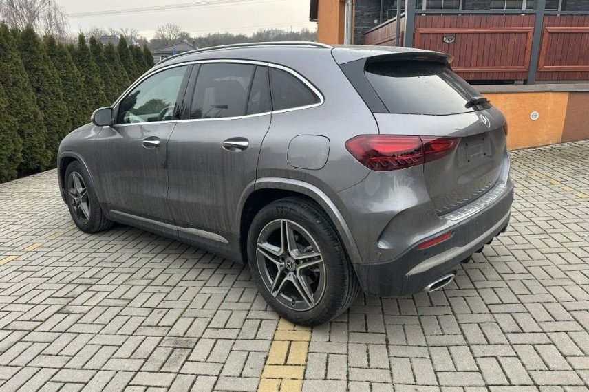Mercedes-Benz GLA galerie