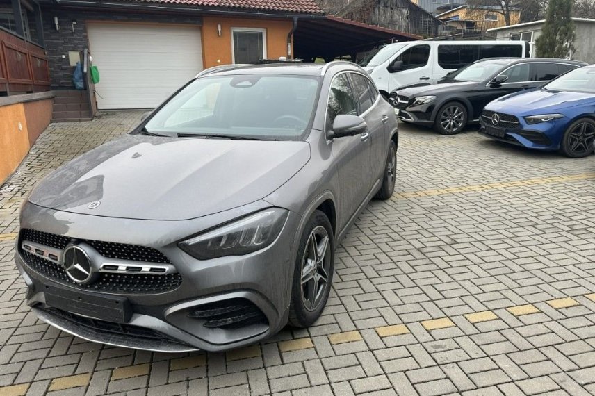 Mercedes-Benz GLA galerie