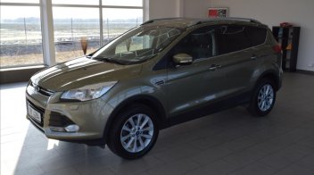 Ford Kuga 1,5 i EB, výhřevy,tažné,servis,