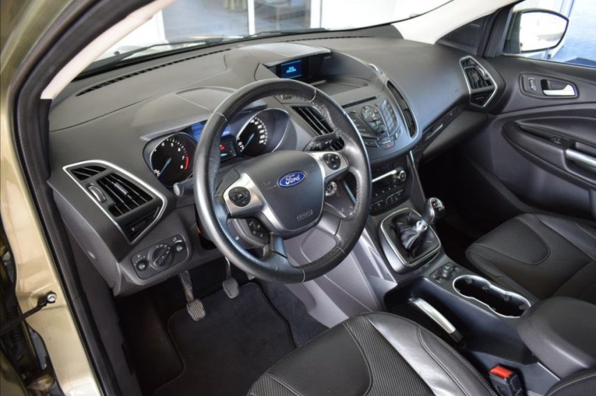 Ford Kuga galerie