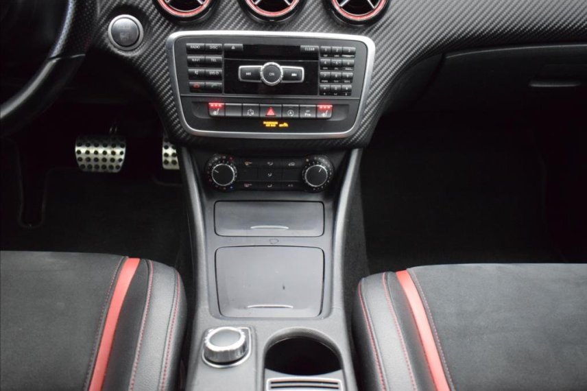 Mercedes-Benz Třídy A galerie