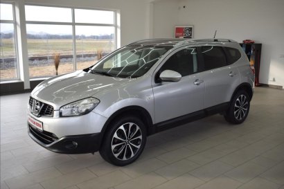 Nissan Qashqai 2,0 i, 7-míst,kamera,servis,BT,