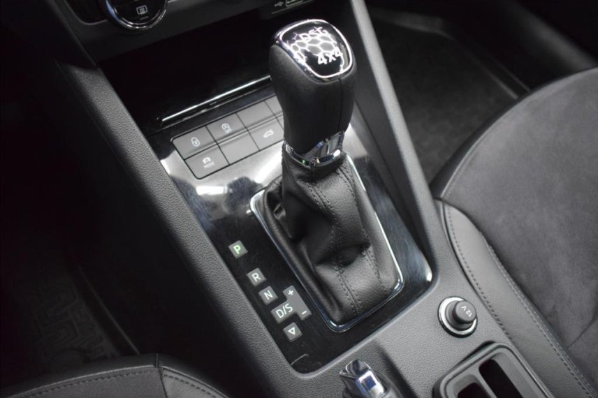 Škoda Octavia galerie