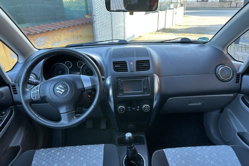 Suzuki SX4 galerie