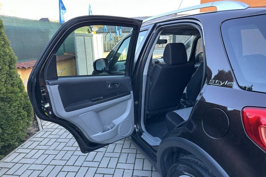 Suzuki SX4 galerie