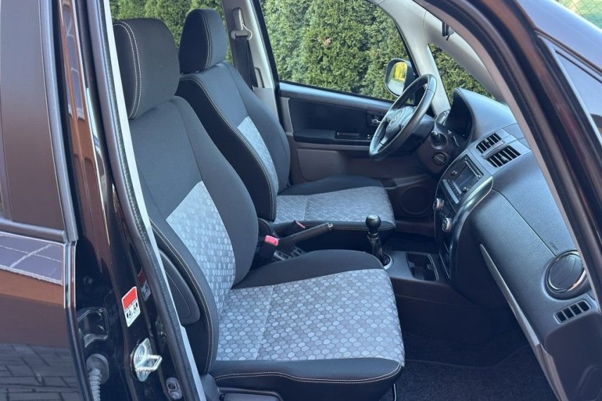 Suzuki SX4 galerie