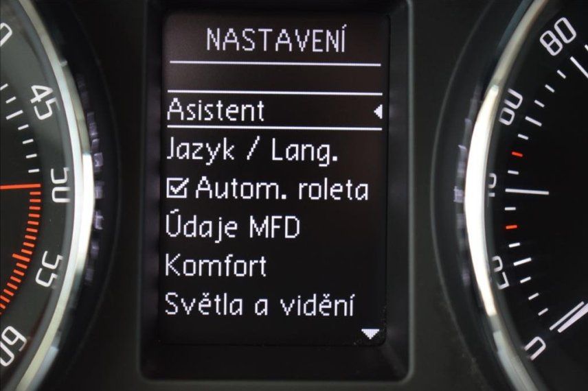 Škoda Superb galerie