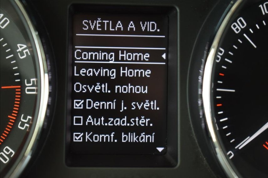 Škoda Superb galerie