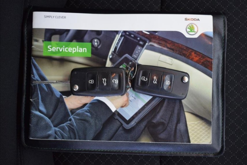 Škoda Superb galerie