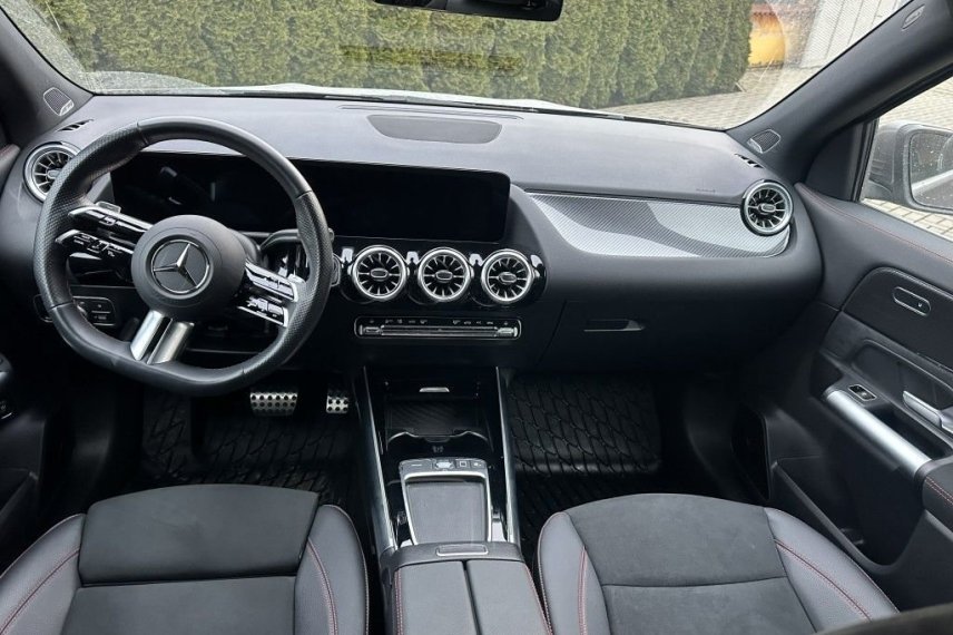 Mercedes-Benz GLA galerie