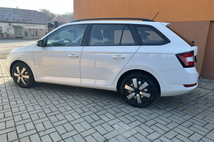 Škoda Fabia galerie