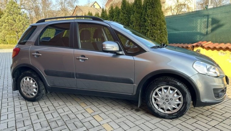 Suzuki SX4