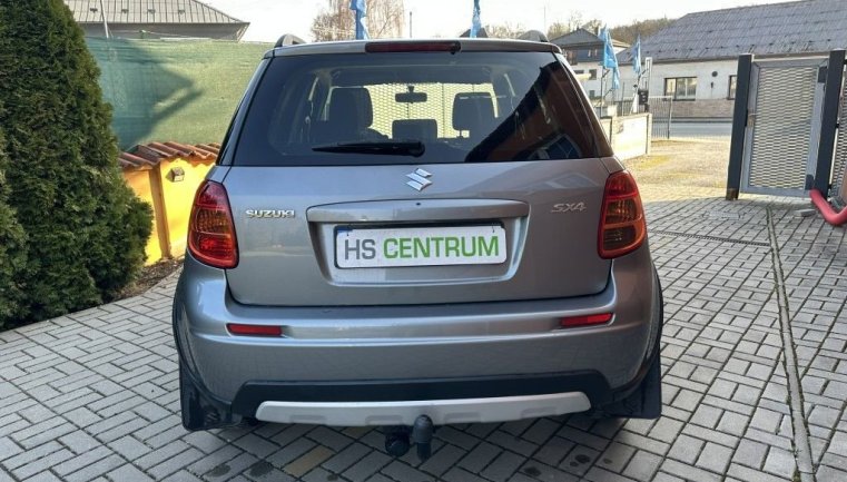 Suzuki SX4