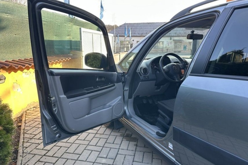 Suzuki SX4 galerie