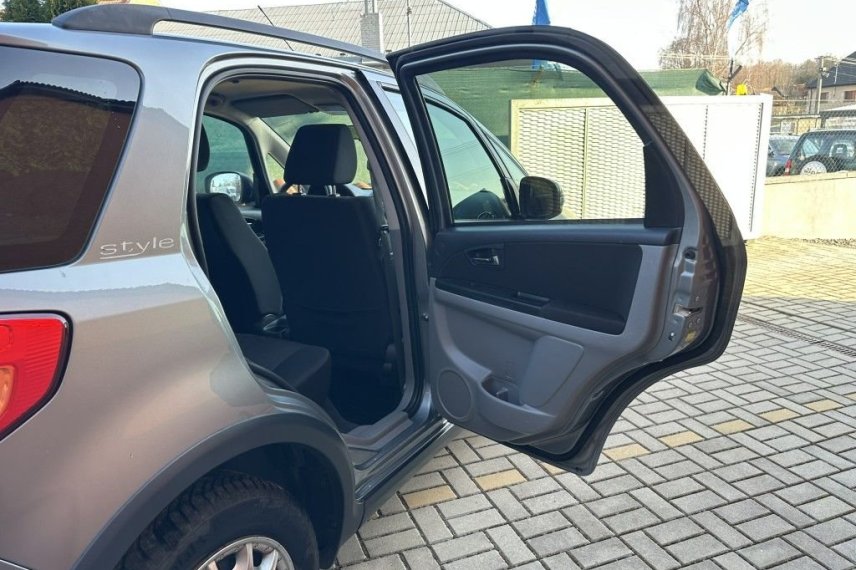 Suzuki SX4 galerie