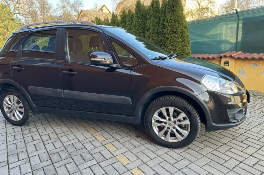 Suzuki SX4 galerie