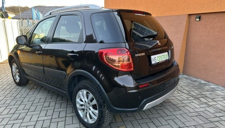 Suzuki SX4