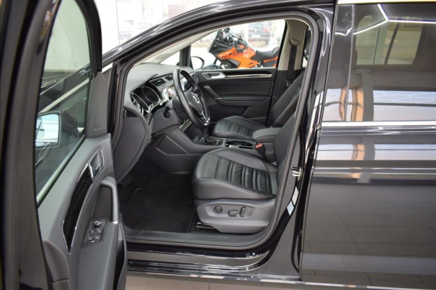 Volkswagen Touran galerie