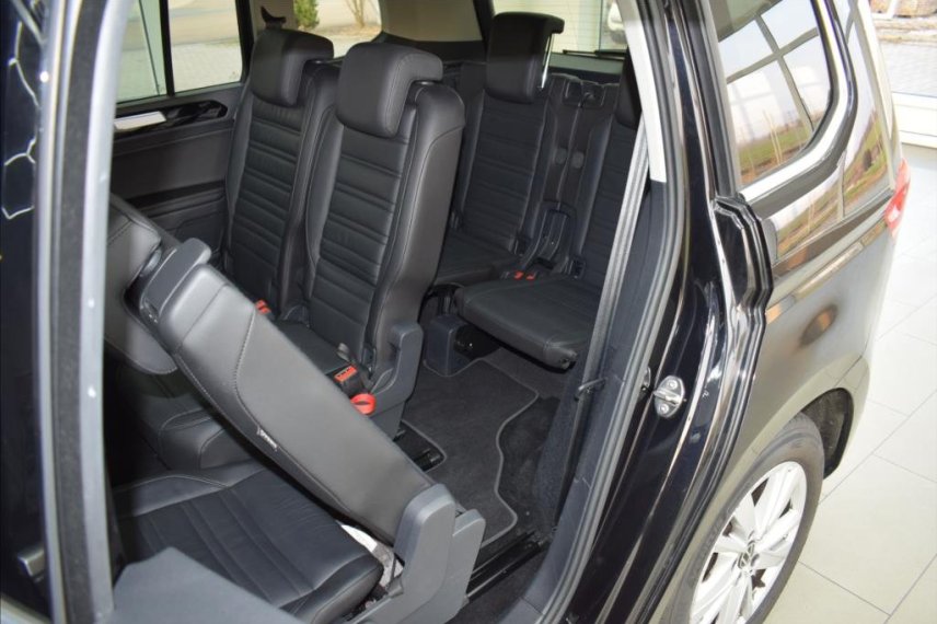 Volkswagen Touran galerie