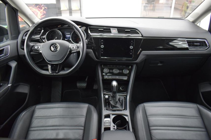 Volkswagen Touran galerie