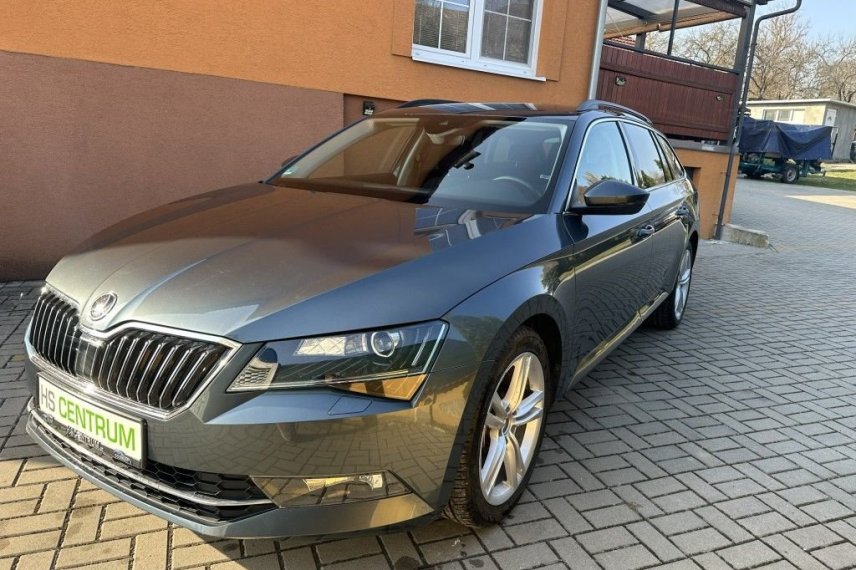 Škoda Superb galerie