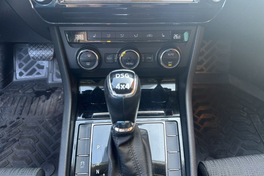 Škoda Superb galerie