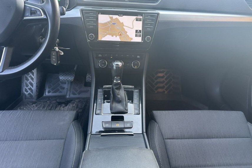 Škoda Superb galerie