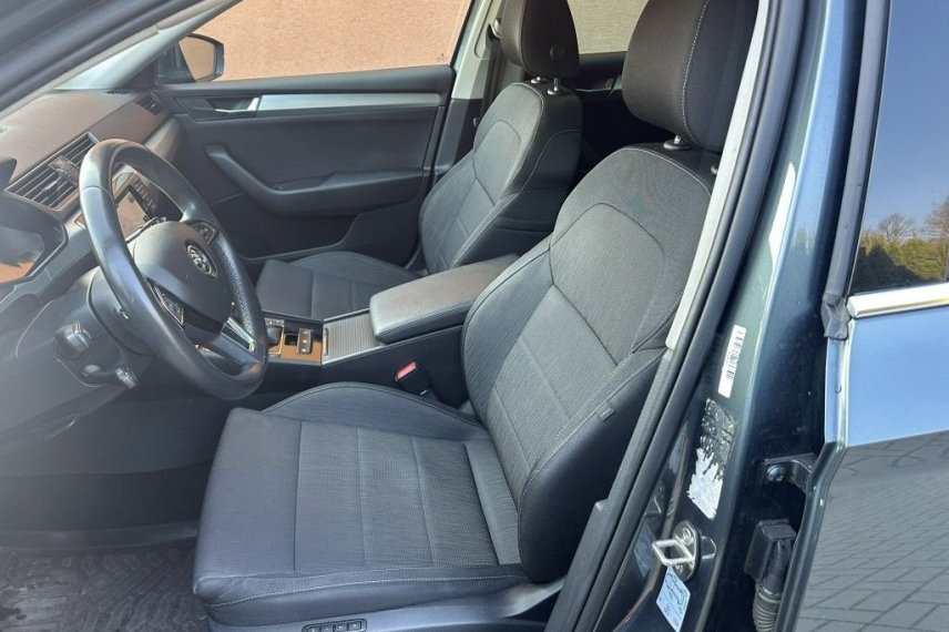 Škoda Superb galerie