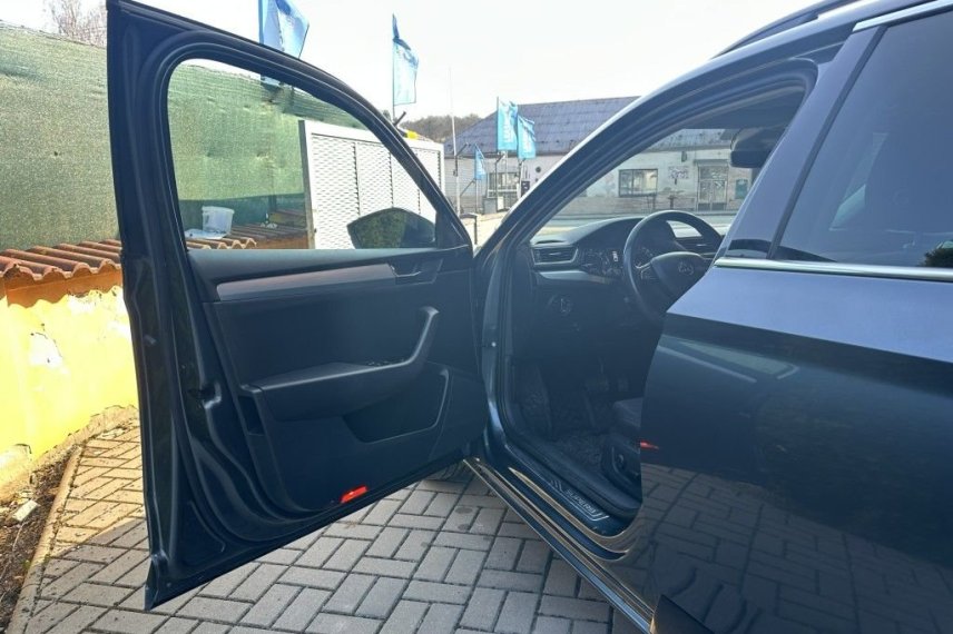 Škoda Superb galerie