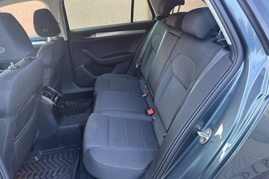 Škoda Superb galerie