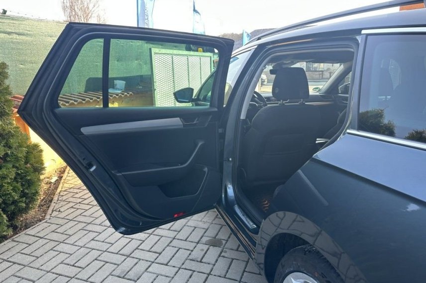 Škoda Superb galerie