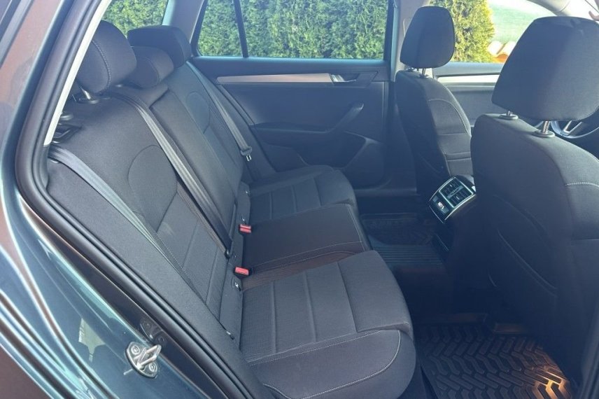 Škoda Superb galerie