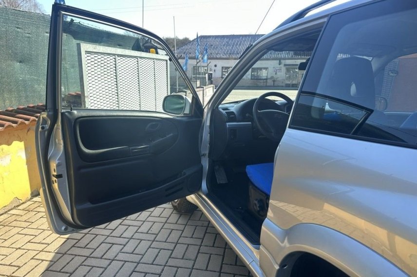Suzuki Grand Vitara galerie
