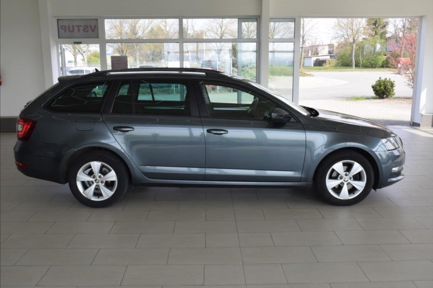 Škoda Octavia galerie