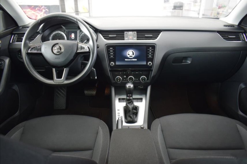 Škoda Octavia galerie