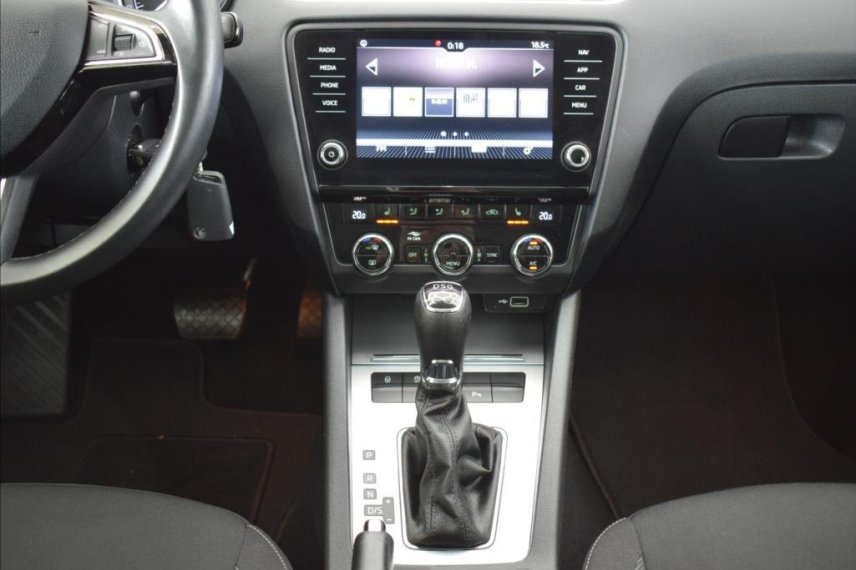 Škoda Octavia galerie