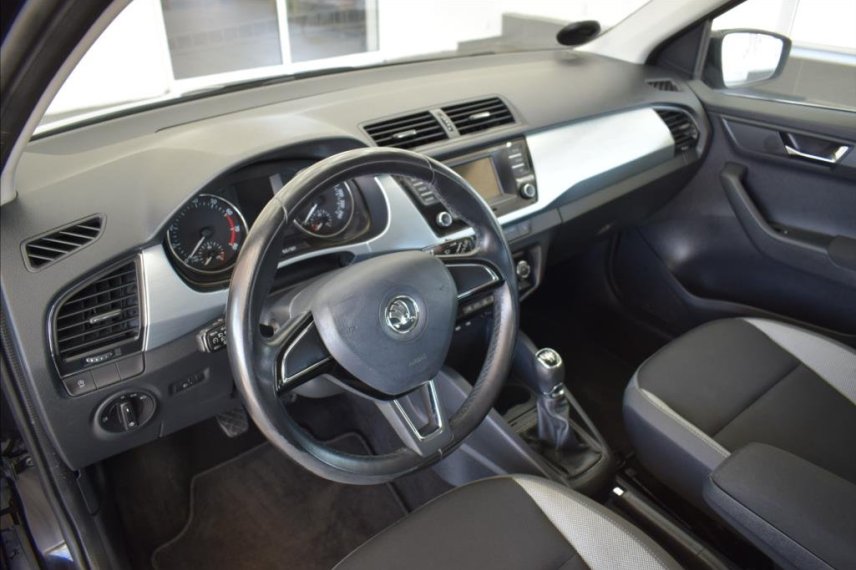 Škoda Fabia galerie
