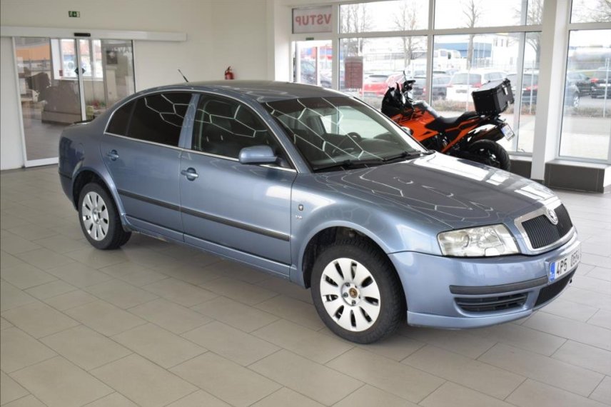 Škoda Superb galerie