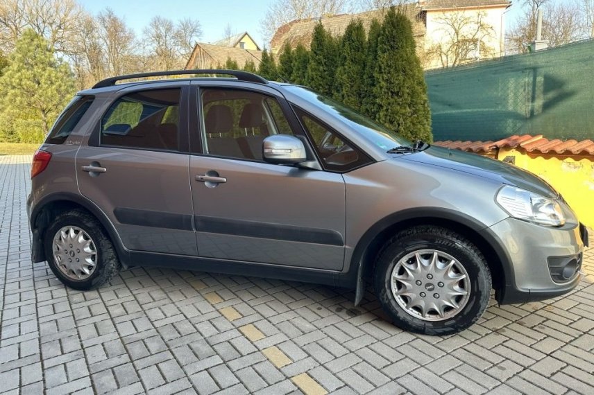 Suzuki SX4 galerie